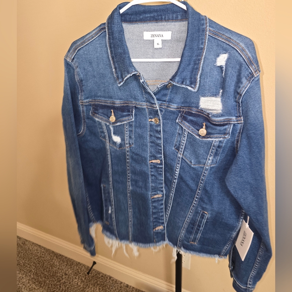 Denim jacket - size XL